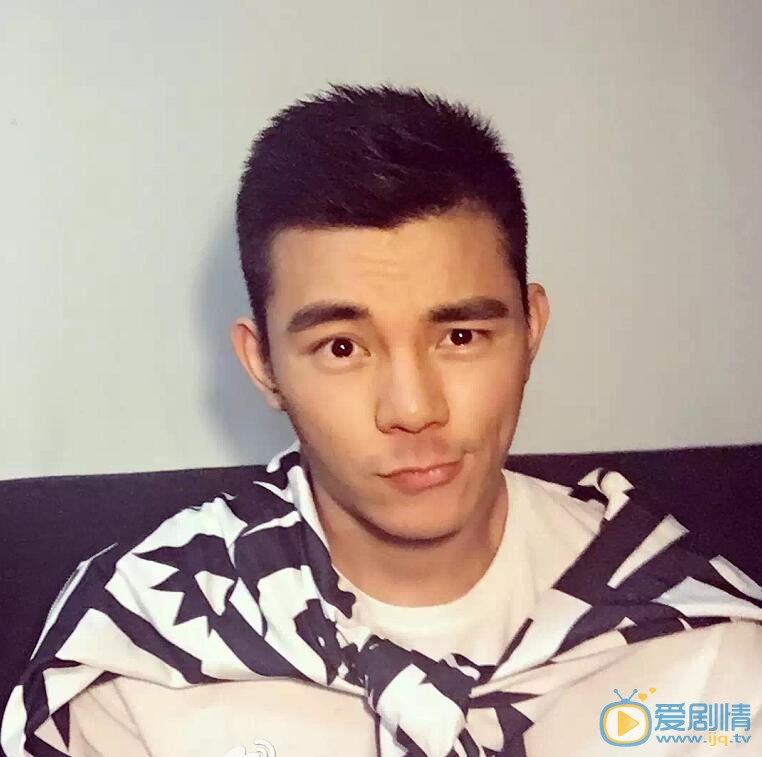 李感生活照 李感高清写真_李感高清剧照