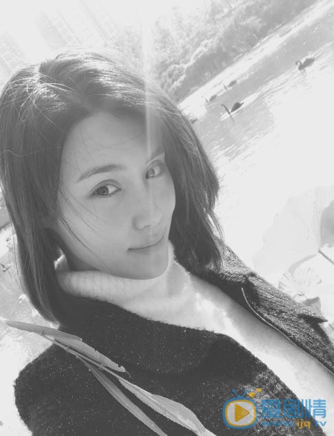 韩丹彤街拍照 韩丹彤高清写真_韩丹彤高清剧照