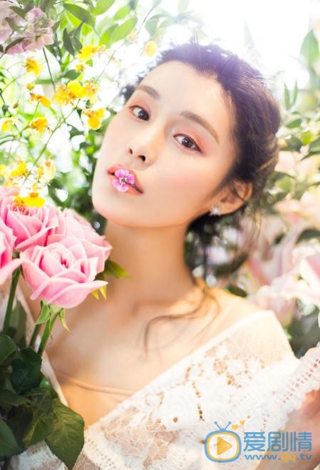 韩丹彤时尚写真 韩丹彤高清写真_韩丹彤高清剧照