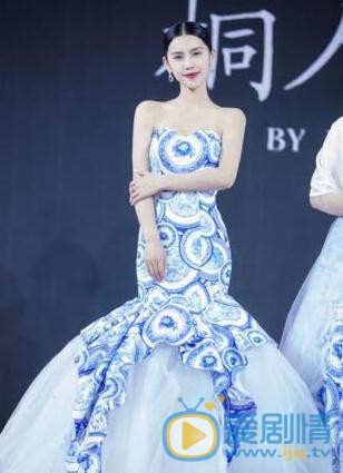 韩丹彤T台照 韩丹彤高清写真_韩丹彤高清剧照