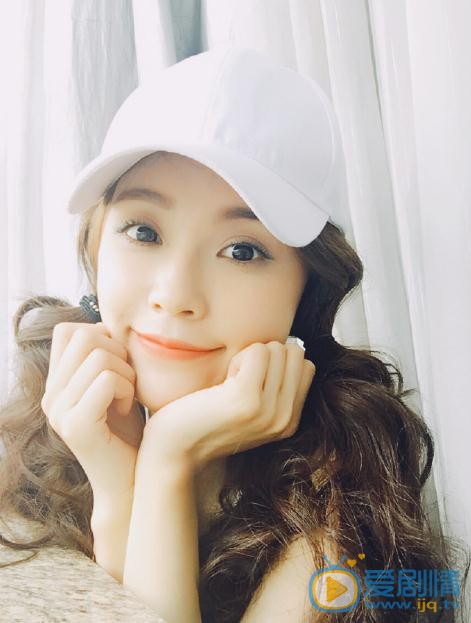 刘倩妤卖萌照 刘倩妤高清写真_刘倩妤高清剧照
