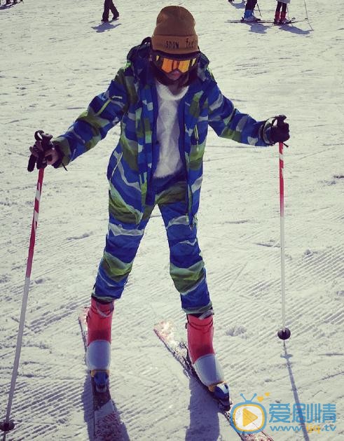 刘倩妤雪地照 刘倩妤高清写真_刘倩妤高清剧照