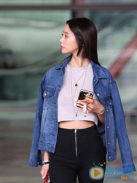 李成敏机场照 李成敏高清写真_李成敏高清剧照