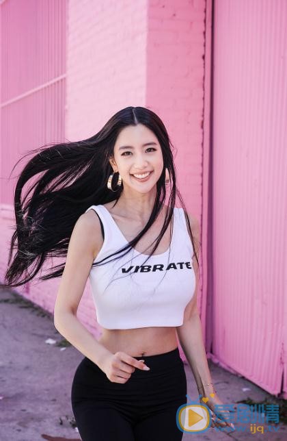 李成敏白色写真 李成敏高清写真_李成敏高清剧照