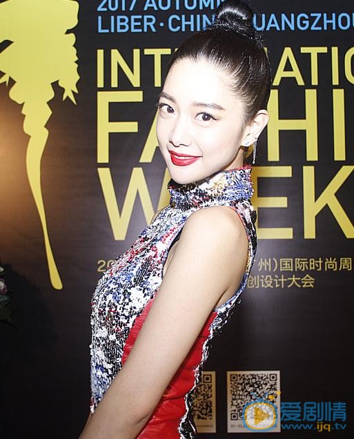 李成敏活动照 李成敏高清写真_李成敏高清剧照