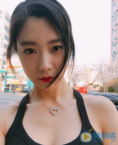 李成敏生活照 李成敏高清写真_李成敏高清剧照