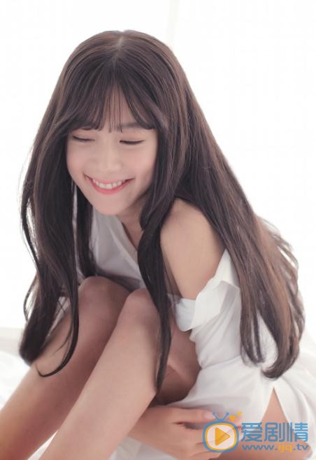 李成敏白色写真 李成敏高清写真_李成敏高清剧照