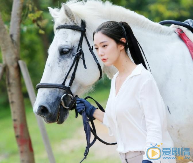 李成敏《情圣》剧照 李成敏高清写真_李成敏高清剧照