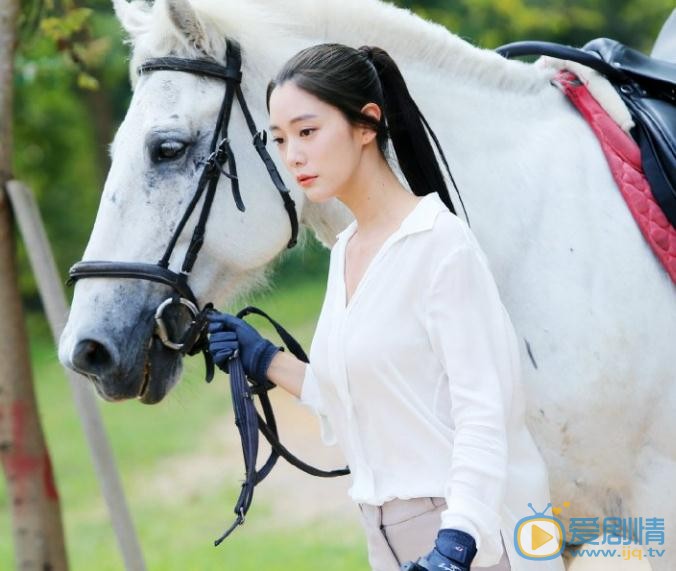 李成敏《情圣》剧照 李成敏高清写真_李成敏高清剧照
