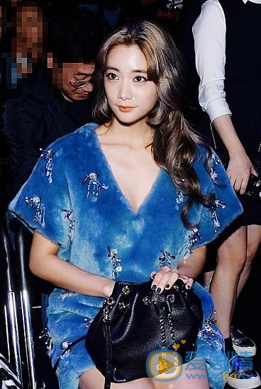 李成敏活动照 李成敏高清写真_李成敏高清剧照