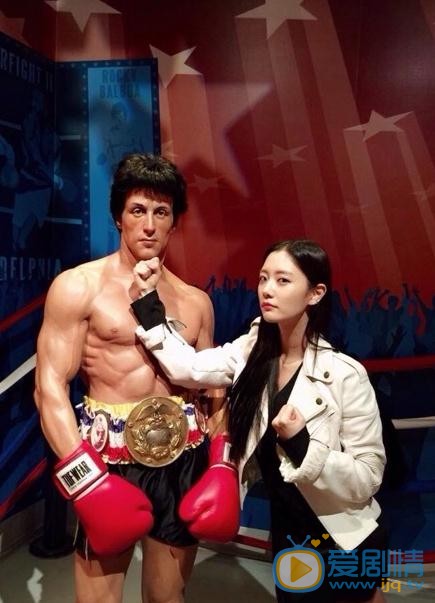 李成敏蜡像合照 李成敏高清写真_李成敏高清剧照