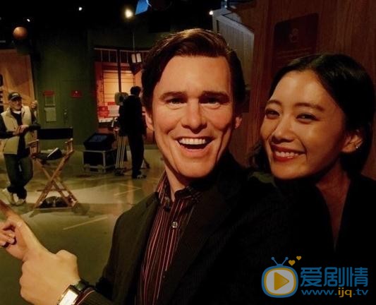 李成敏蜡像合照 李成敏高清写真_李成敏高清剧照