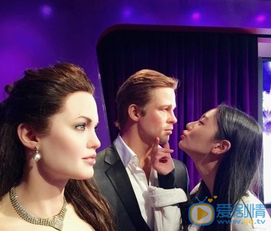 李成敏蜡像合照 李成敏高清写真_李成敏高清剧照