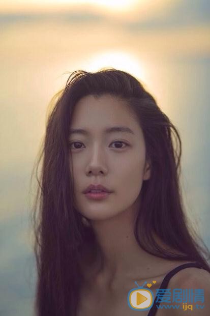 李成敏性感写真 李成敏高清写真_李成敏高清剧照