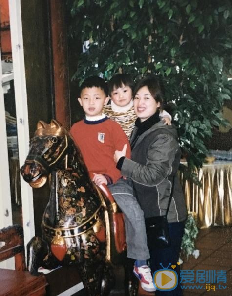黄德毅童年照 黄德毅高清写真_黄德毅高清剧照