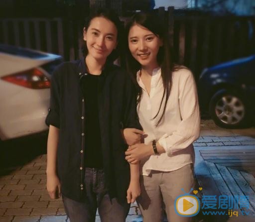李媛与人合照 李媛高清写真_李媛高清剧照