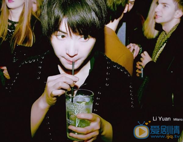 李媛街拍写真 李媛高清写真_李媛高清剧照