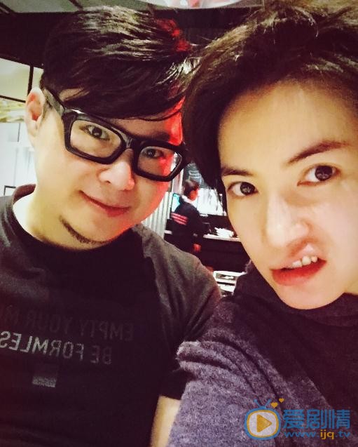 李媛与人合照 李媛高清写真_李媛高清剧照