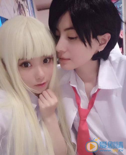 李媛与人合照 李媛高清写真_李媛高清剧照