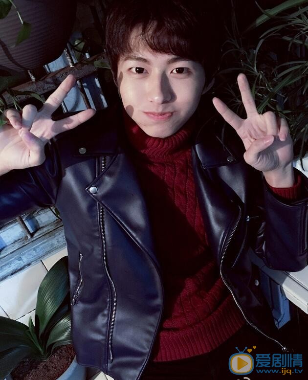李歌洋侧颜照 李歌洋高清写真_李歌洋高清剧照