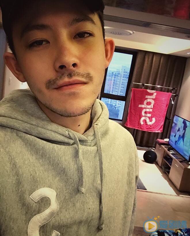 杨天琪生活照 杨天琪高清写真_杨天琪高清剧照