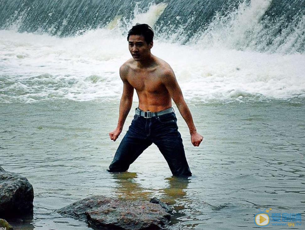 王浩男肌肉写真 王浩男高清写真_王浩男高清剧照