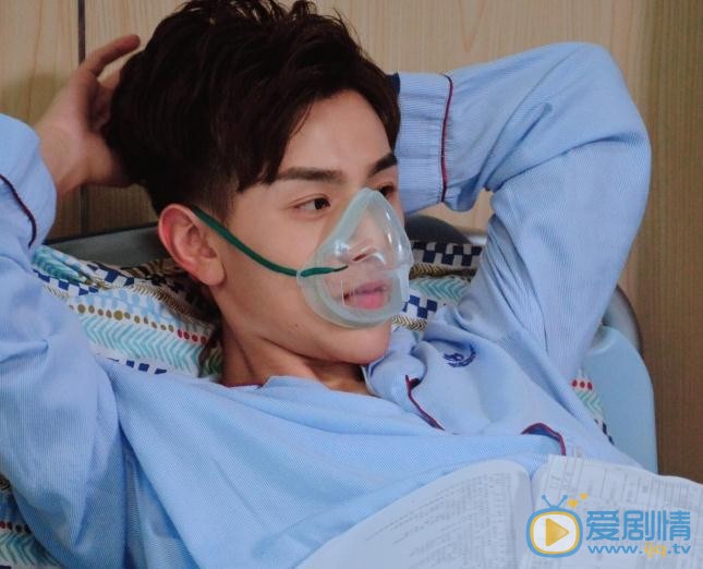 邱赫南片场照 邱赫南高清写真_邱赫南高清剧照
