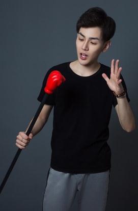 邱赫南写真 邱赫南高清写真_邱赫南高清剧照