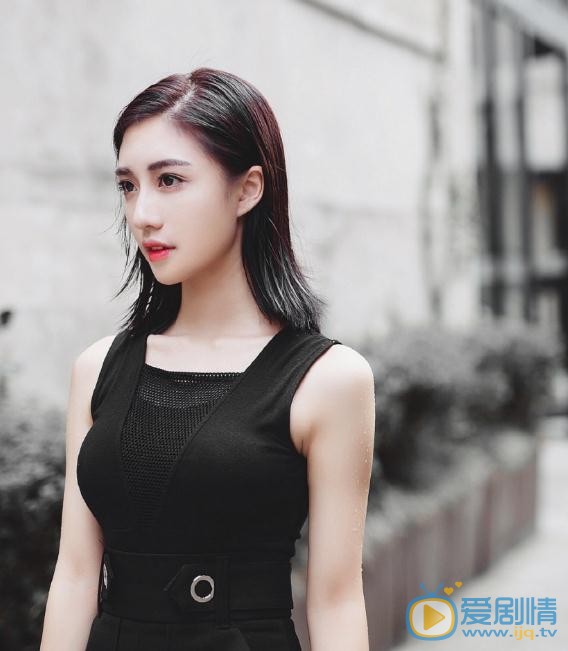 朱庭辰街拍写真 朱庭辰高清写真_朱庭辰高清剧照