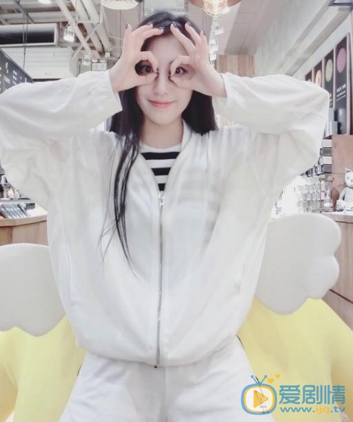 朱庭辰生活照 朱庭辰高清写真_朱庭辰高清剧照