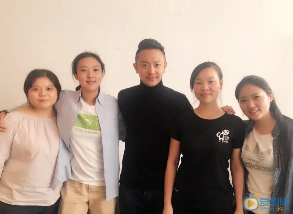 印小天生活照 印小天高清写真_印小天高清剧照