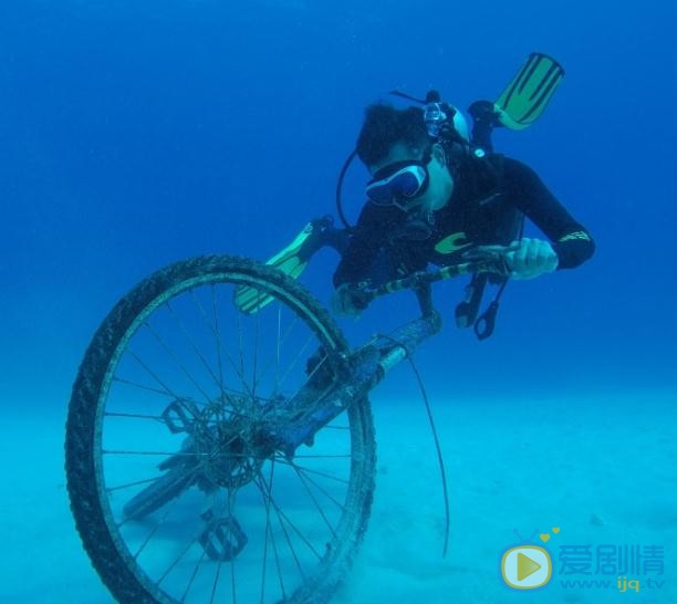 张戈生活照 张戈高清写真_张戈高清剧照
