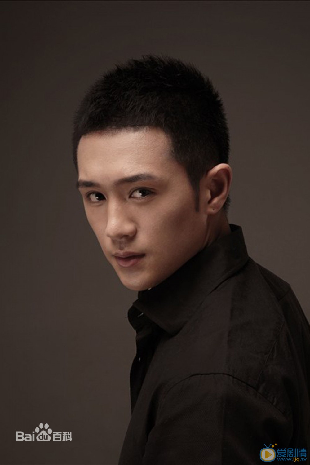 郑晓东青涩写真 郑晓东高清写真_郑晓东高清剧照