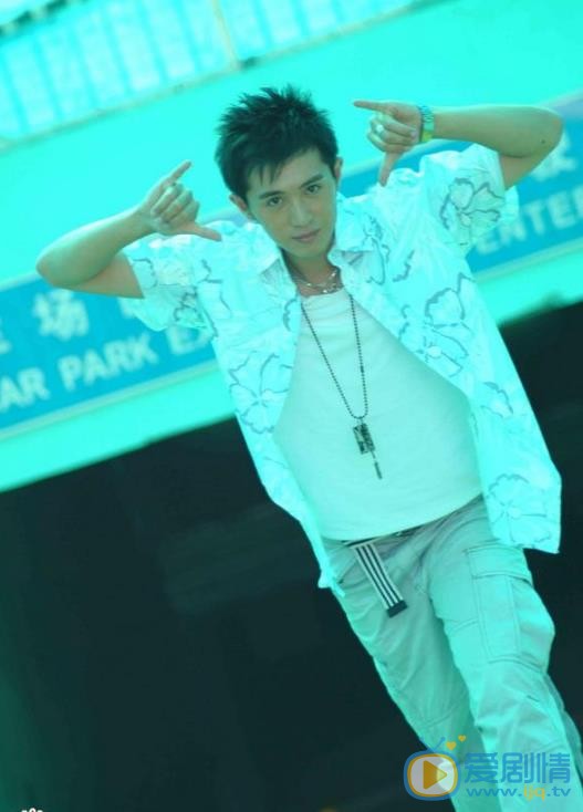 郑晓东青涩写真 郑晓东高清写真_郑晓东高清剧照