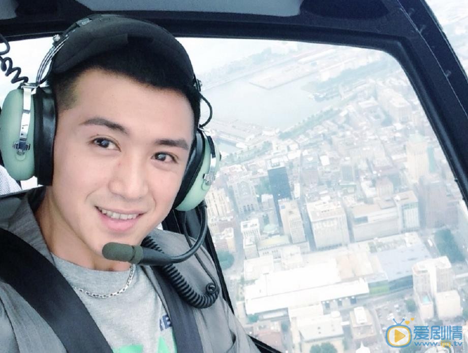 郑晓东生活照 郑晓东高清写真_郑晓东高清剧照