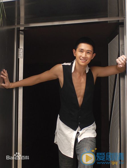 郑晓东肌肉大片 郑晓东高清写真_郑晓东高清剧照