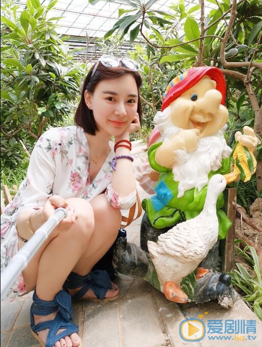苏拉文雅生活照 苏拉文雅高清写真_苏拉文雅高清剧照