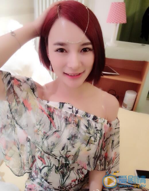 苏拉文雅生活照 苏拉文雅高清写真_苏拉文雅高清剧照