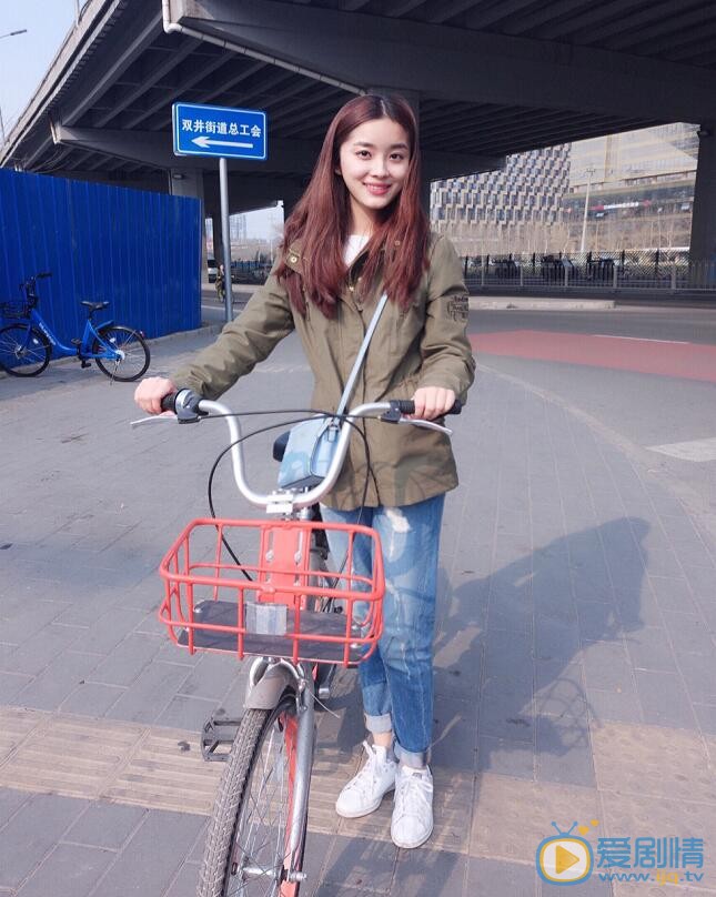 吴曼思生活照 吴曼思高清写真_吴曼思高清剧照