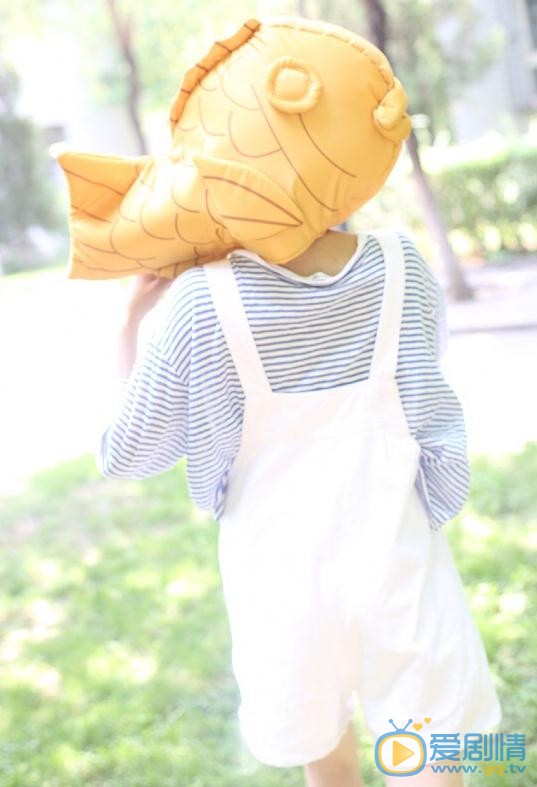 伍宇辰柠可爱写真 伍宇辰柠高清写真_伍宇辰柠高清剧照