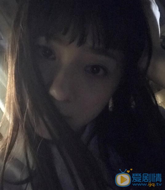 伍宇辰柠夜色街拍 伍宇辰柠高清写真_伍宇辰柠高清剧照