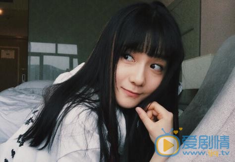 伍宇辰柠生活照 伍宇辰柠高清写真_伍宇辰柠高清剧照