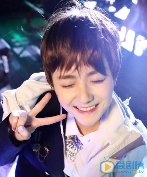 伍宇辰柠生活照 伍宇辰柠高清写真_伍宇辰柠高清剧照