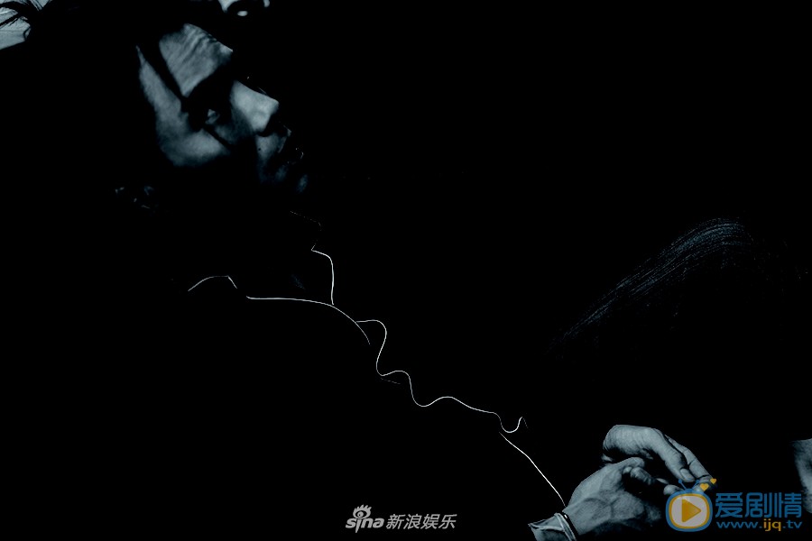 向佐黑白大片 向佐高清写真_向佐高清剧照
