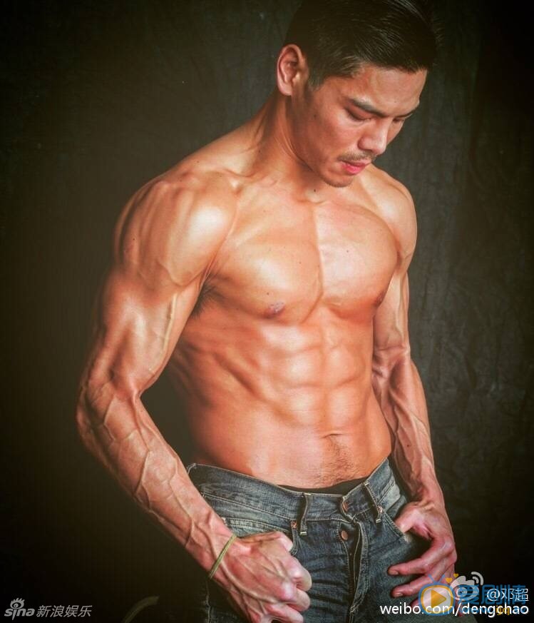 向佐肌肉型男写真 向佐高清写真_向佐高清剧照