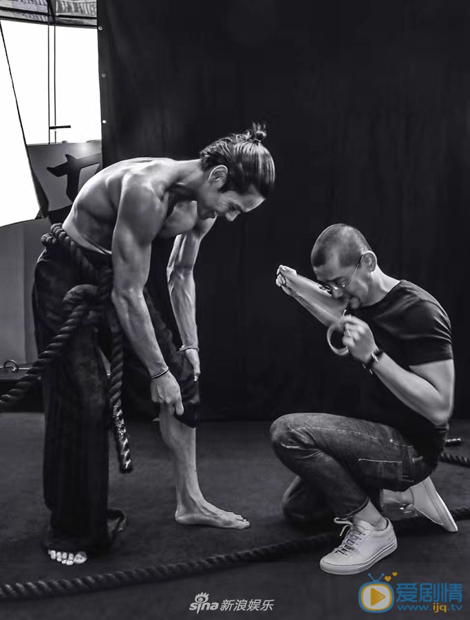 向佐黑白大片 向佐高清写真_向佐高清剧照