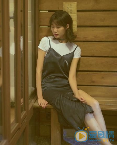 李斯羽街拍写真 李斯羽高清写真_李斯羽高清剧照