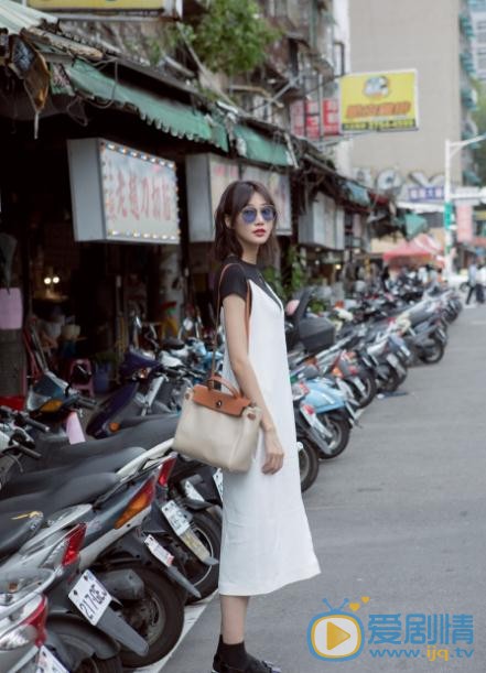 李斯羽街拍写真 李斯羽高清写真_李斯羽高清剧照