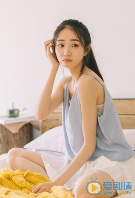 张垚夏日清凉写真 张垚高清写真_张垚高清剧照