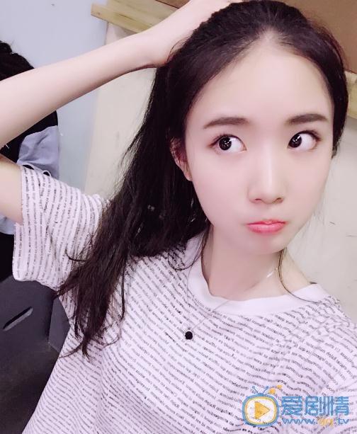 张垚可爱照 张垚高清写真_张垚高清剧照